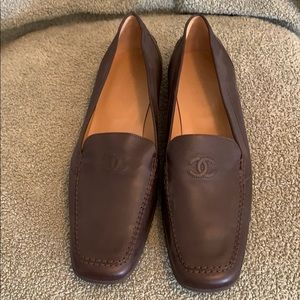 Brown Chanel flats calfskin size 42. New